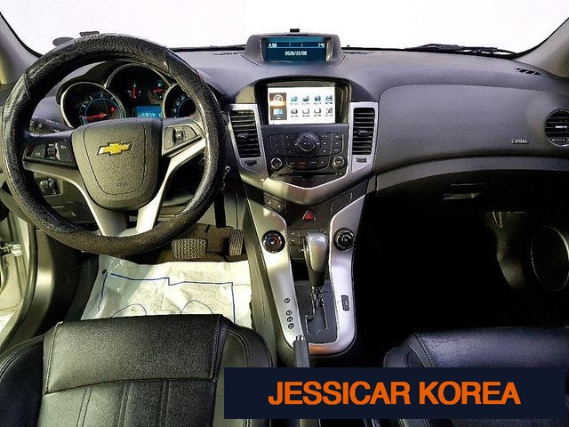 2012 Chevrolet Cruze - Thumbnail 15