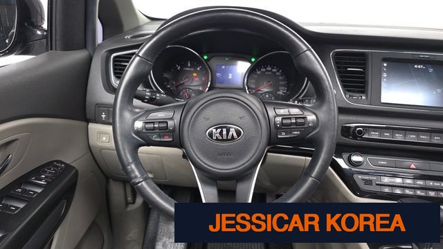 2017 Kia All New Carnival - Thumbnail 17