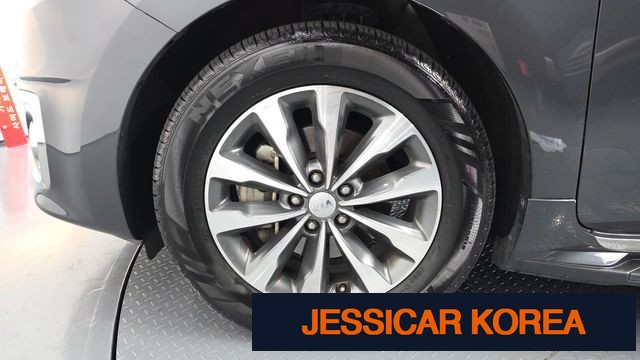 2017 Kia All New Carnival - Thumbnail 18