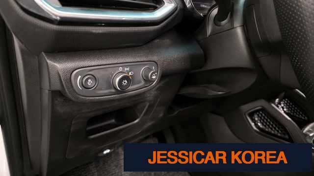 2021 Chevrolet Trailblazer - Thumbnail 2