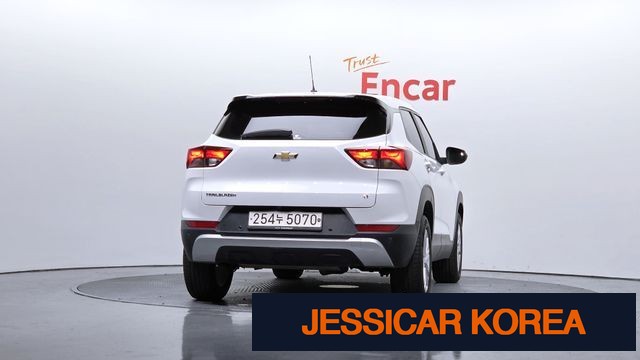 2021 Chevrolet Trailblazer - Thumbnail 18