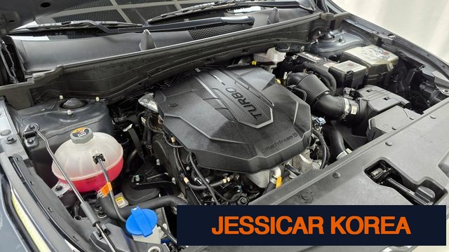2023 Kia Sportage 5th Gen - Thumbnail 2