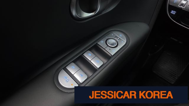2022 Hyundai Ioniq 5 - Thumbnail 18