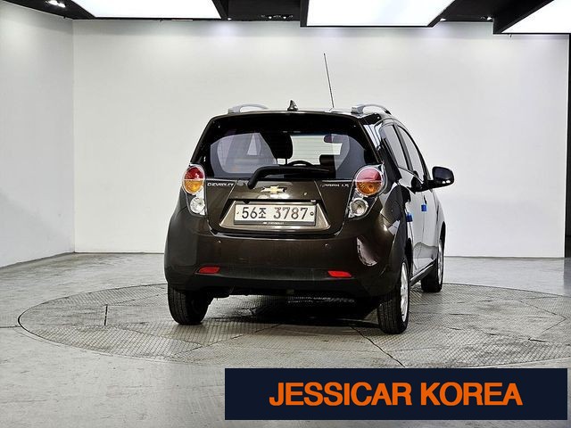 2012 Chevrolet Spark - Thumbnail 3