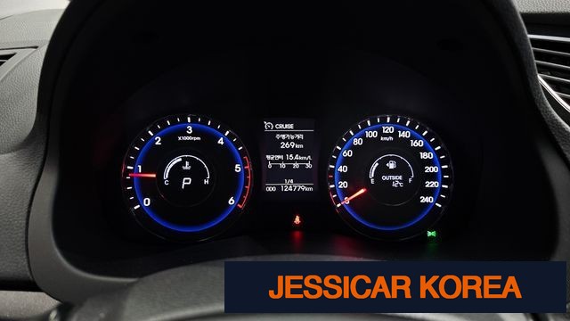 2016 Hyundai The New i40 Saloon - Thumbnail 16