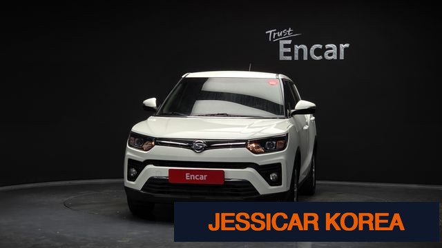 2022 KG Mobility Very New Tivoli - Thumbnail 3