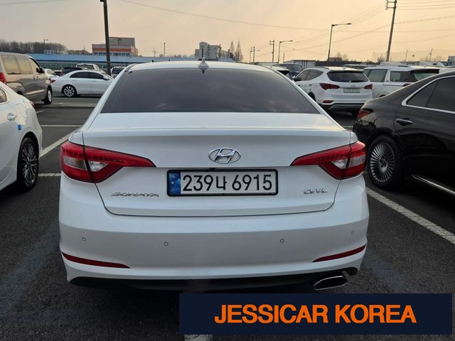 2016 Hyundai LF Sonata - Thumbnail 2