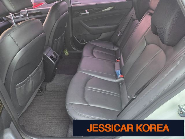 2016 Hyundai LF Sonata - Thumbnail 14