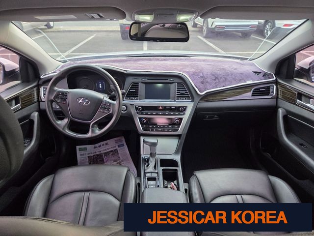 2016 Hyundai LF Sonata - Thumbnail 16