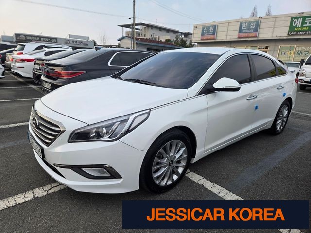 2016 Hyundai LF Sonata - Thumbnail 19