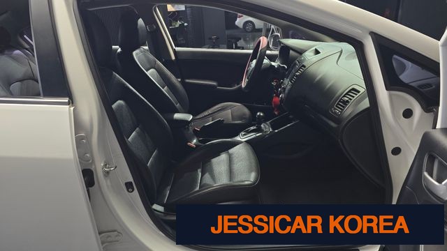 2015 Kia K3 - Thumbnail 6