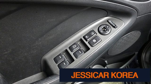 2017 Kia The New K3 - Thumbnail 10