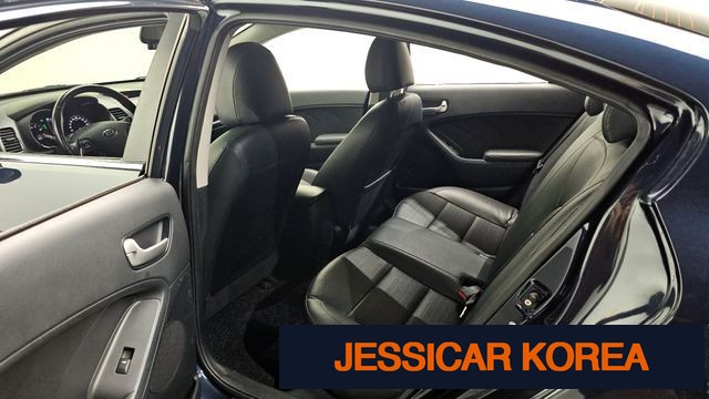 2017 Kia The New K3 - Thumbnail 11