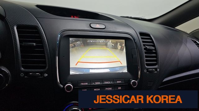 2017 Kia The New K3 - Thumbnail 12