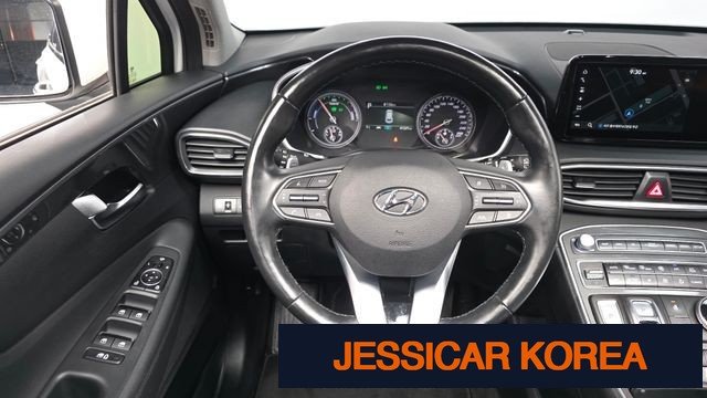2022 Hyundai The New Santa Fe - Thumbnail 2
