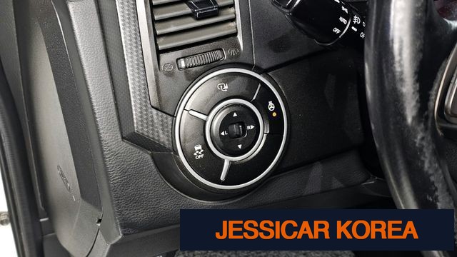 2016 KG Mobility Korando Sports - Thumbnail 5