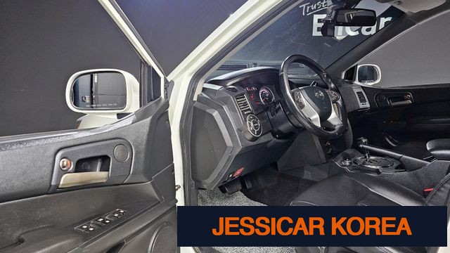 2016 KG Mobility Korando Sports - Thumbnail 8