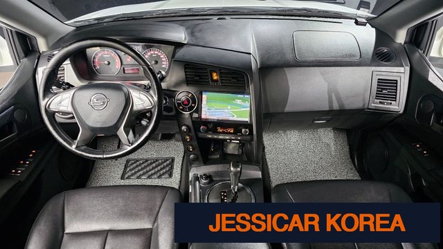 2016 KG Mobility Korando Sports - Thumbnail 10