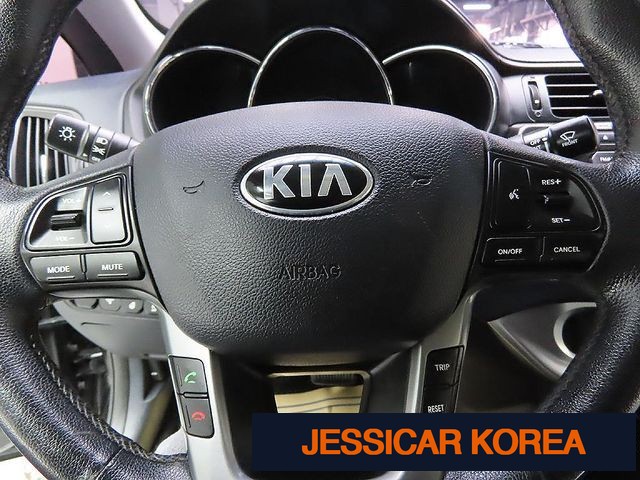 2013 Kia All New Pride - Thumbnail 18