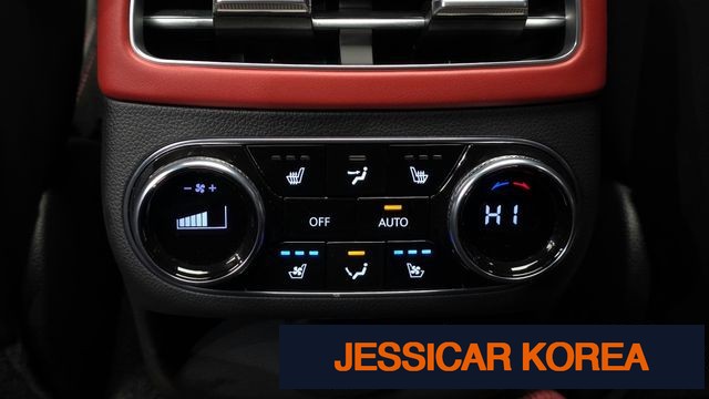 2023 Genesis GV70 - Thumbnail 5
