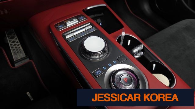 2023 Genesis GV70 - Thumbnail 19