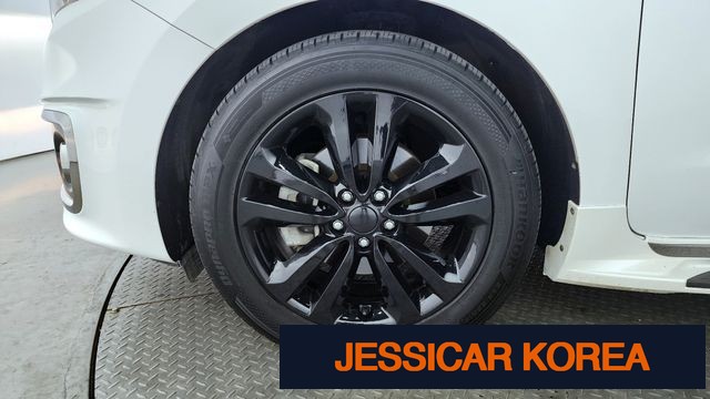 2018 Kia All New Carnival - Thumbnail 8