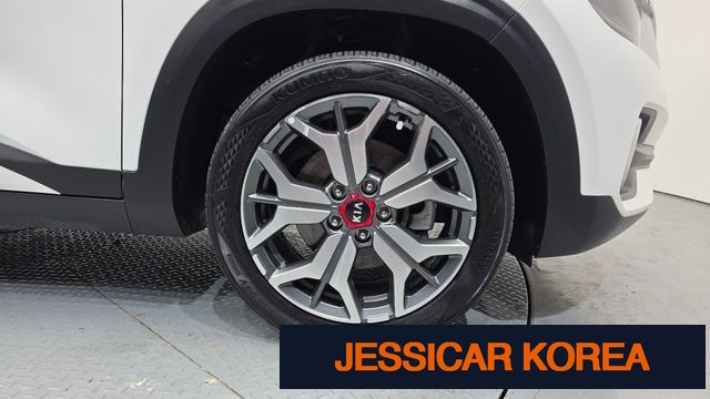 2022 Kia Seltos - Thumbnail 8