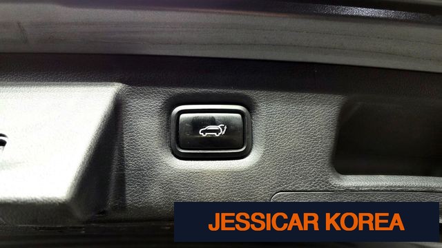 2023 Hyundai The New Santa Fe - Thumbnail 3