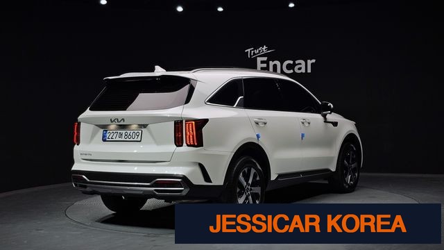 2023 Kia Sorento 4th Gen - Thumbnail 6