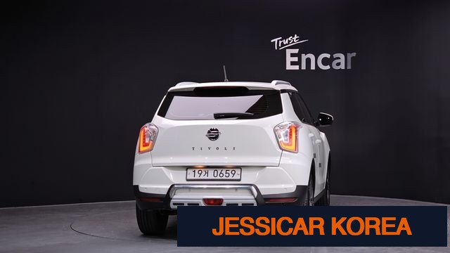 2016 KG Mobility Tivoli - Thumbnail 7