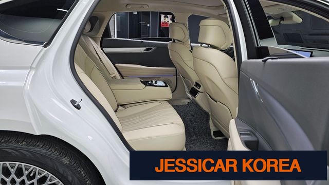 2025 Genesis G80 (RG3) - Thumbnail 10