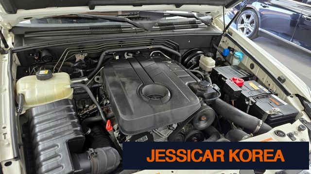 2016 KG Mobility Rexton W - Thumbnail 8