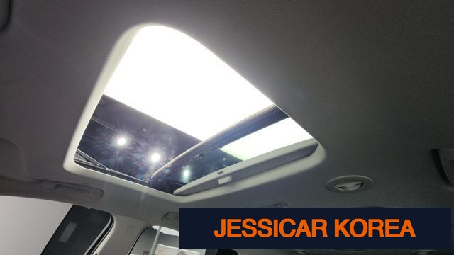 2021 Chevrolet Traverse - Thumbnail 4