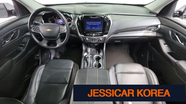 2021 Chevrolet Traverse - Thumbnail 10