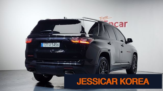 2021 Chevrolet Traverse - Thumbnail 12
