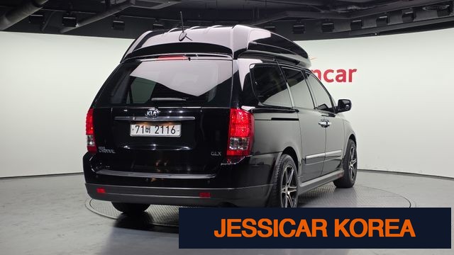 2013 Kia Carnival R - Thumbnail 10