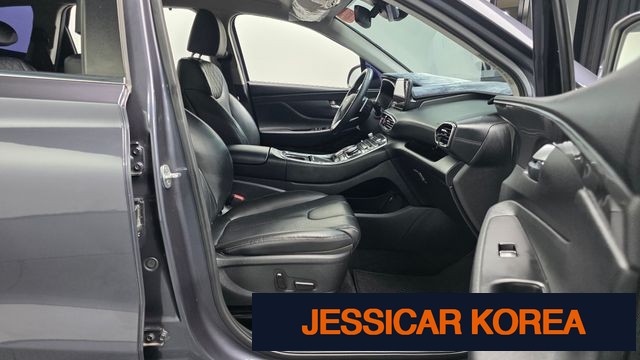 2021 Hyundai The New Santa Fe - Thumbnail 2