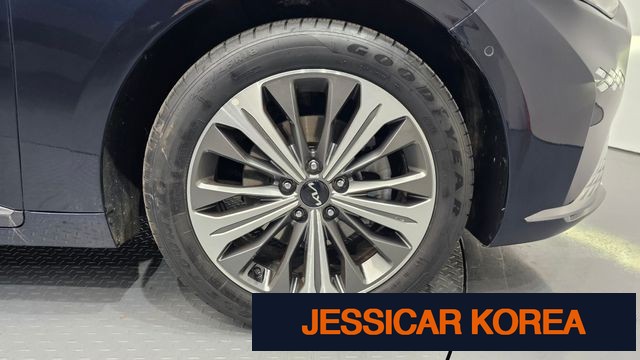 2023 Kia K8 Hybrid - Thumbnail 4