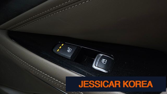 2023 Kia K8 Hybrid - Thumbnail 11