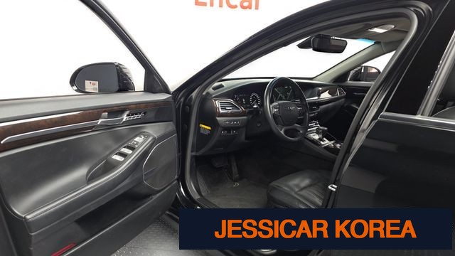 2016 Genesis EQ900 - Thumbnail 4