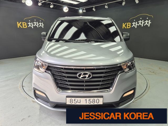 2021 Hyundai The New Grand Starex - Thumbnail 3