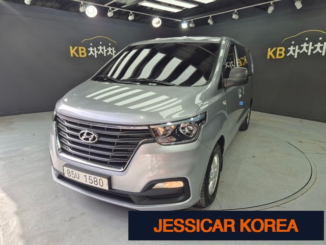 2021 Hyundai The New Grand Starex - Thumbnail 9