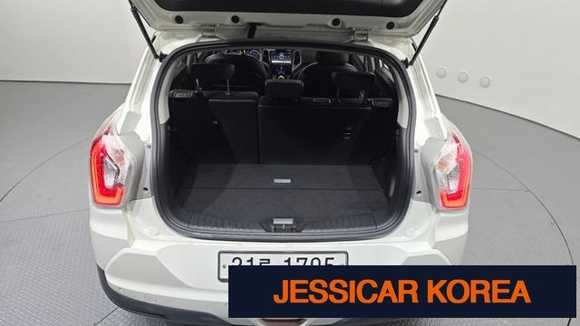 2017 KG Mobility Tivoli - Thumbnail 2