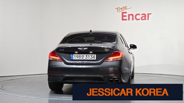 2018 Genesis G70 - Thumbnail 13