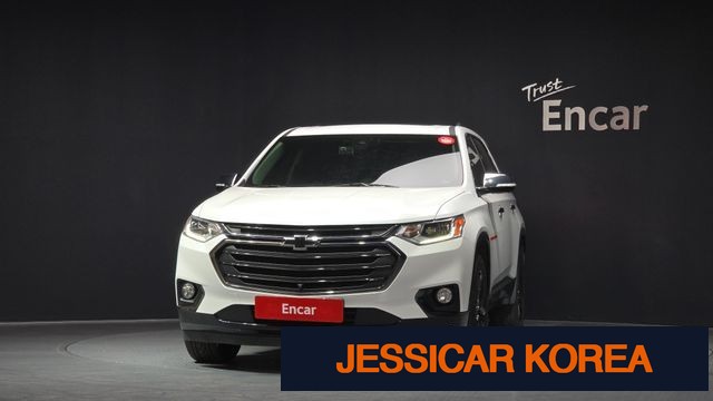 2020 Chevrolet Traverse - Thumbnail 3