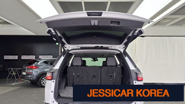 2020 Chevrolet Traverse - Thumbnail 15
