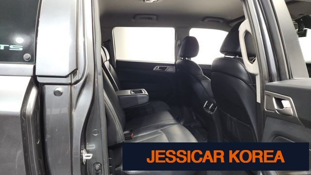 2019 KG Mobility Rexton Sports - Thumbnail 15