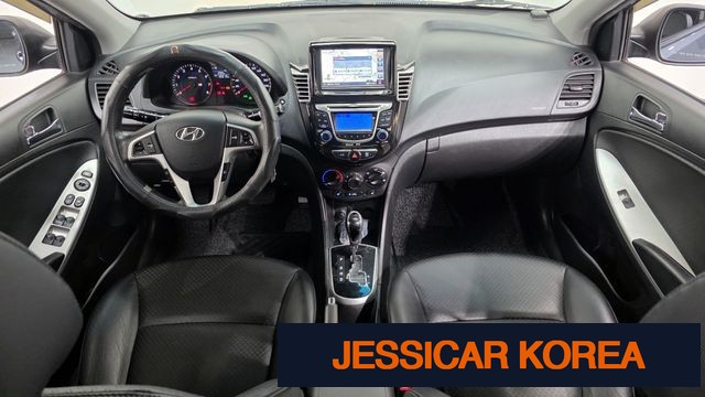 2011 Hyundai Accent (new model) - Thumbnail 10