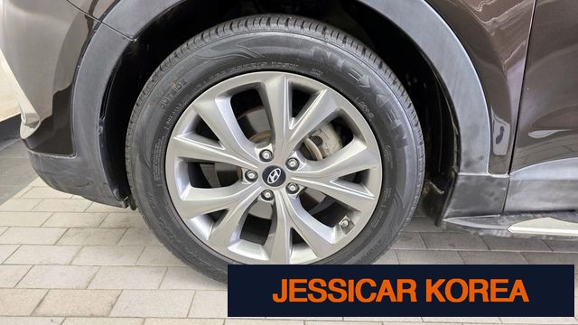 2017 Hyundai Santa Fe The Prime - Thumbnail 3