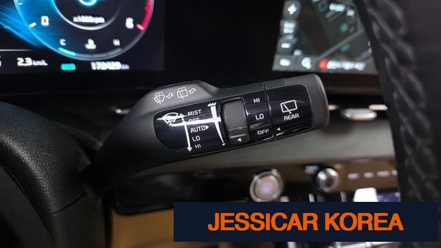 2023 Kia Carnival 4th Gen - Thumbnail 9